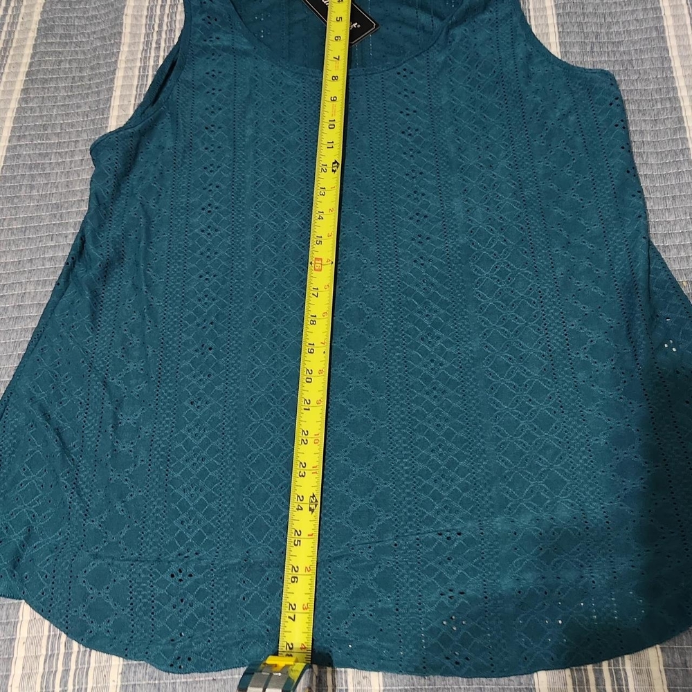 Grane Deep Teal Sleeveless Lace Top - Picture 8 of 9